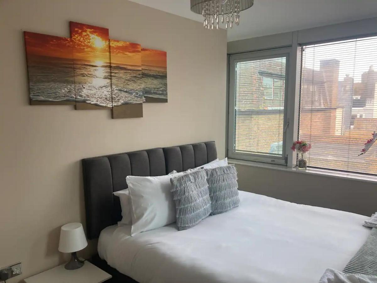 Beautiful Apartment Very Close To The Beach Brighton Kültér fotó